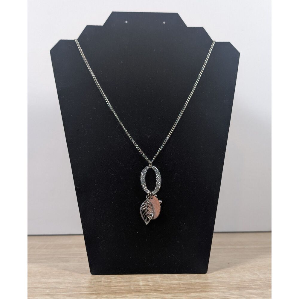 Silver Tone Leaf Charm Necklace 21 Inch Nature Pendant Statement Jewelry